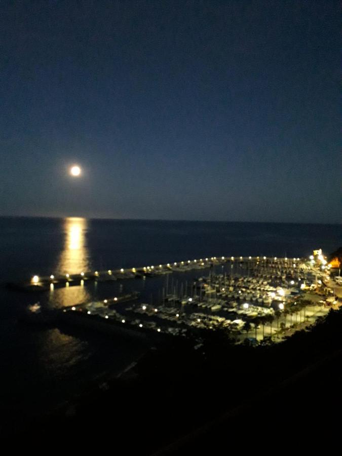 B&B Nido Sul Mare Αλάσιο Εξωτερικό φωτογραφία