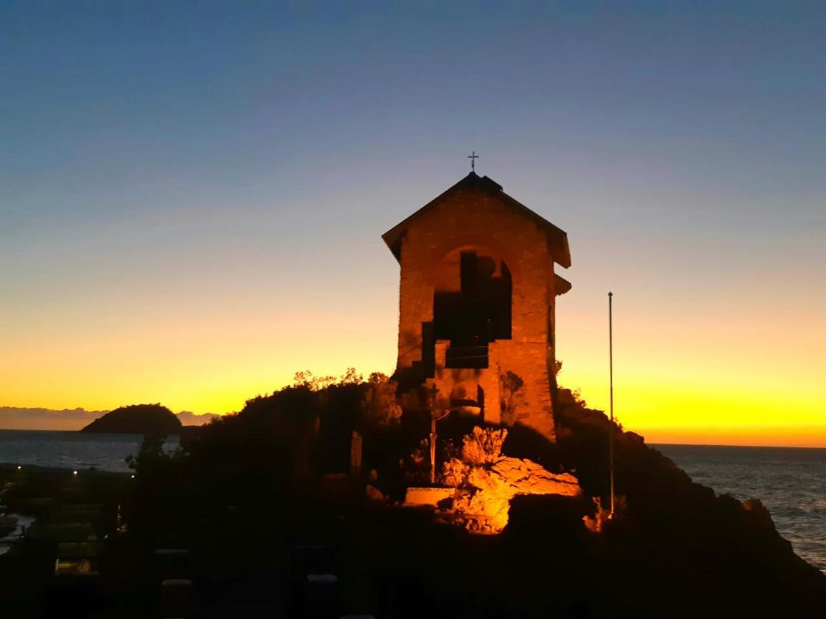 B&B Nido Sul Mare Αλάσιο Εξωτερικό φωτογραφία